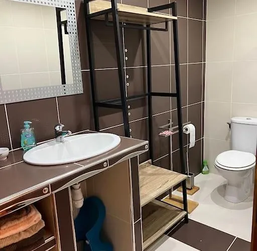 Dans Maison De Village Appartamento
