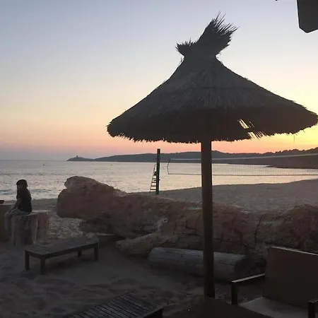 Dans Maison De Village * بيانا