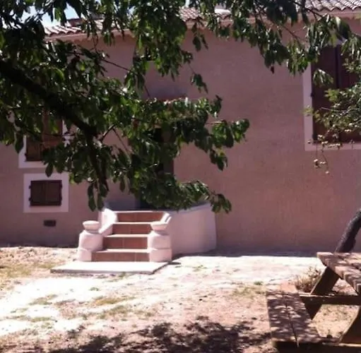 Dans Maison De Village Daire Piana (Corsica)